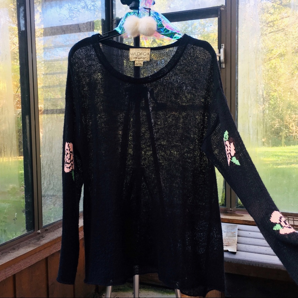 WILDFOX COUTURE ROSE JUMPER 🌹🥀